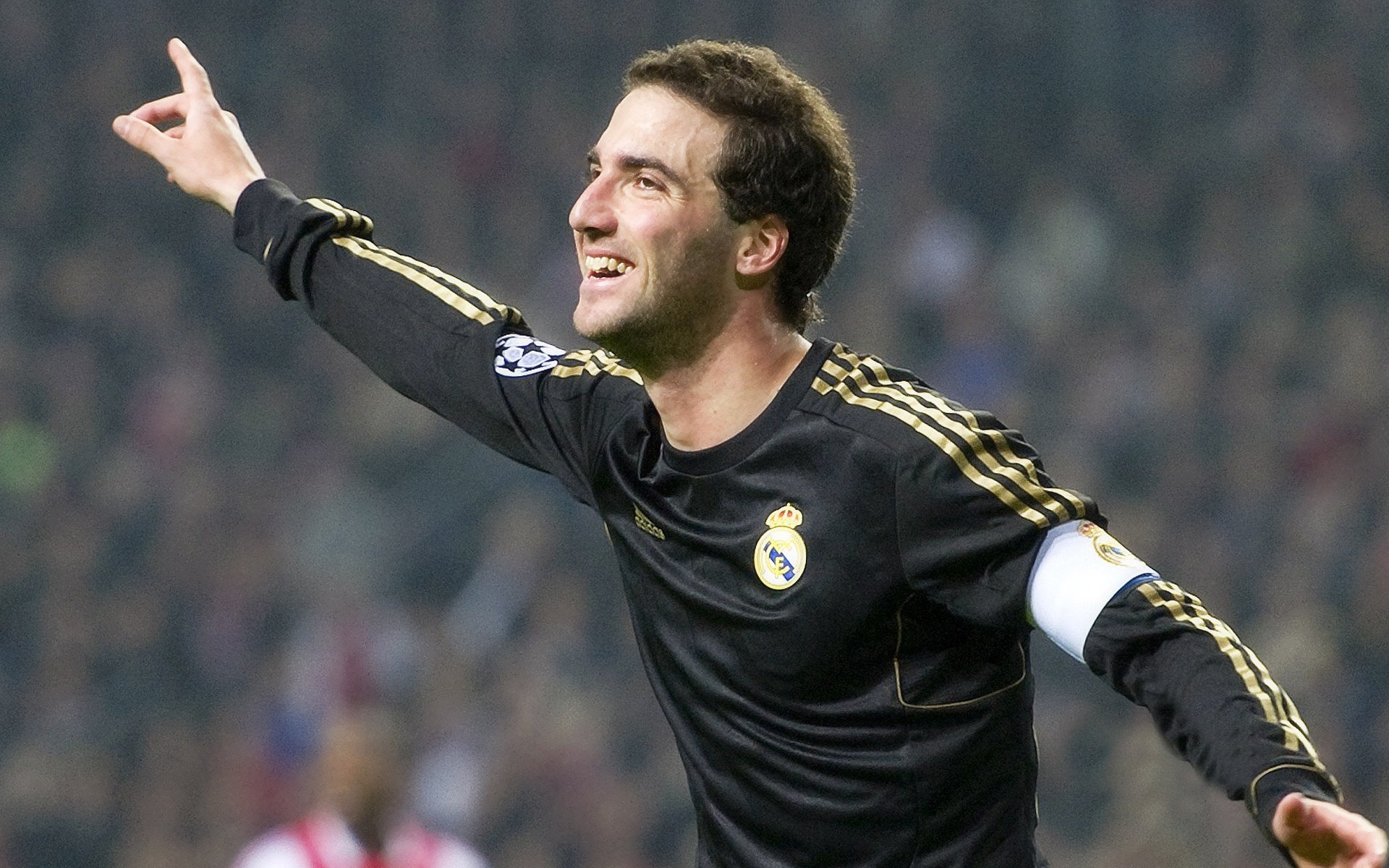 爱游戏体育官方网站-乌拉圭队在巴黎奥运会比赛中展现出高效的传球配合，乌拉圭足球拿过冠军吗