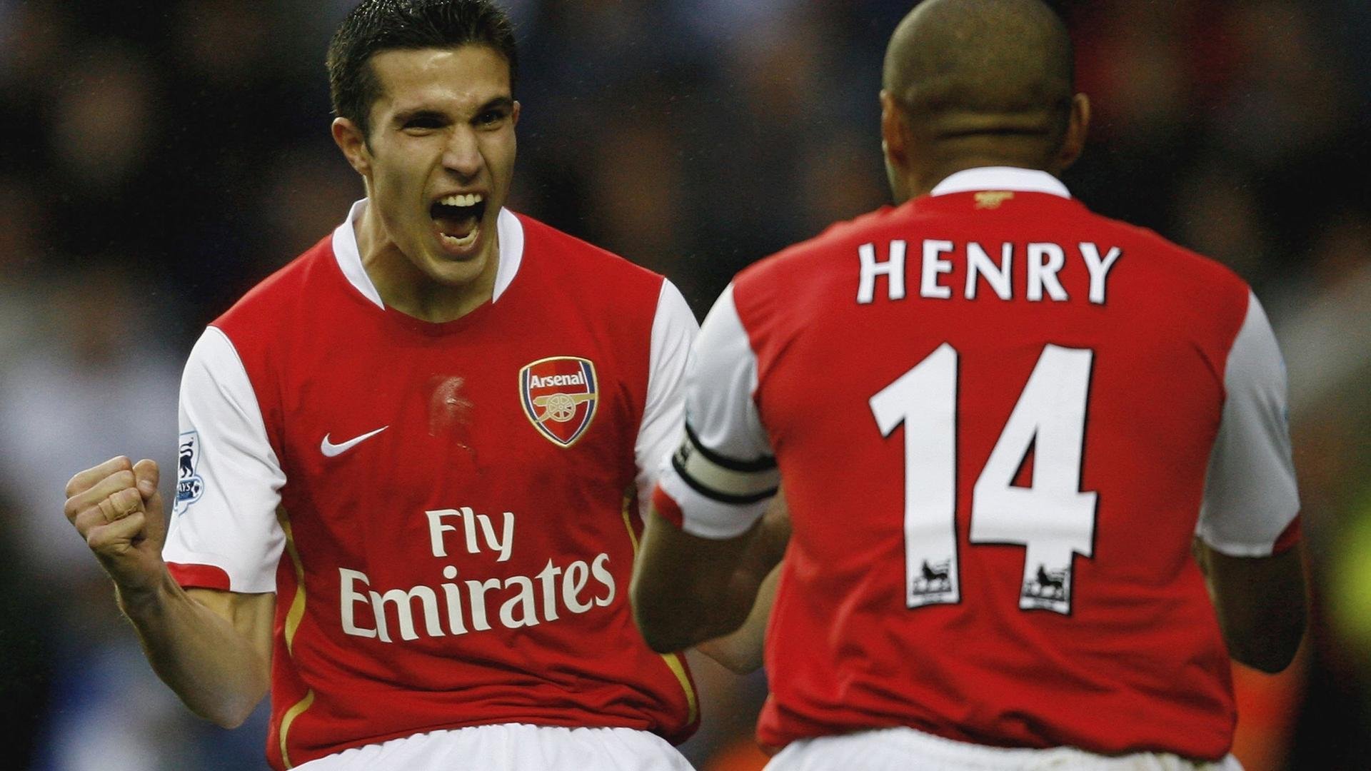 ayx爱游戏官网-足球场上的搞笑段子:笑料不断!,足球的搞笑瞬间